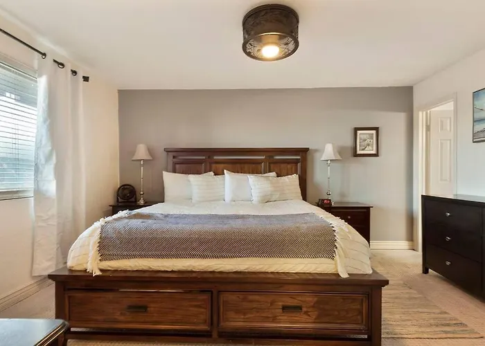 Old Town With 2 King Size Scottsdale